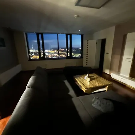 Az Tower Apartment Brünn Exterior foto